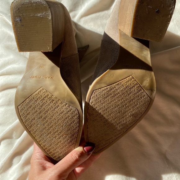 Marc Fisher Suede Ankle Booties Pointy Toe Block Heel- Tan - Picture 4 of 10